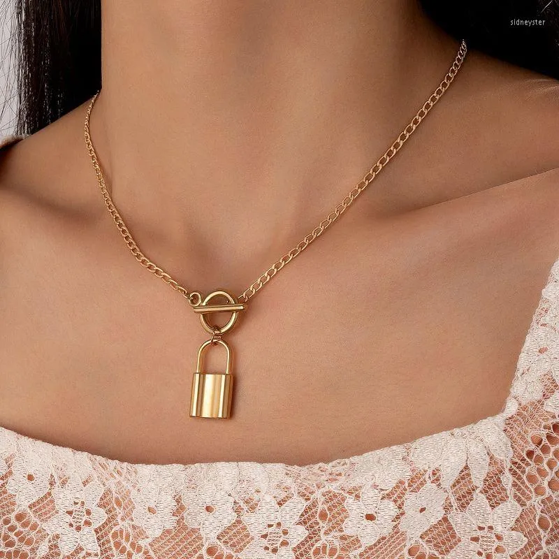 Pendant Necklaces Classical Lock Necklace Elegant Gold Color Alloy Metal Adjustable Party Jewelry Accessories Collar 22199