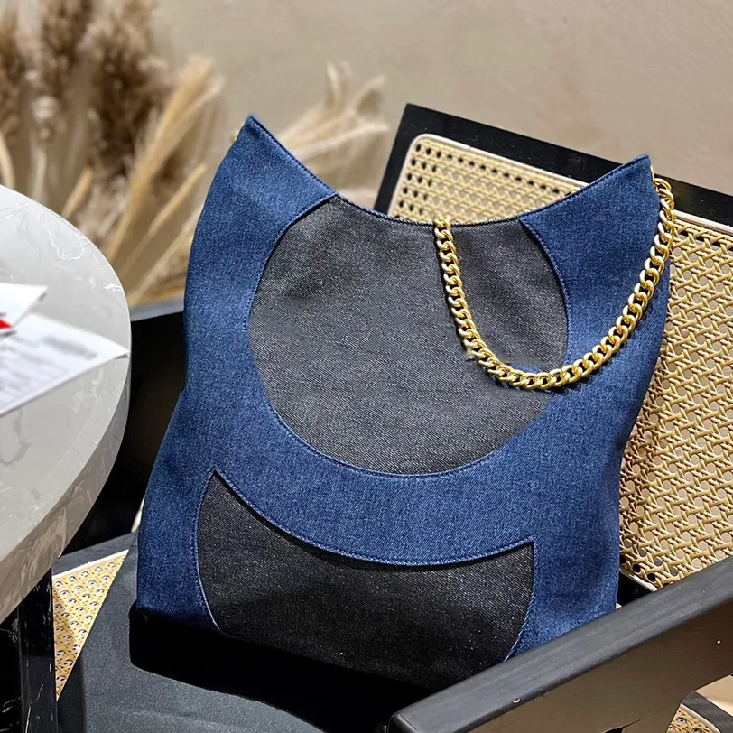 23S Ladies Designer Denim Tote Hobo Bags Jumb Gold Metal Hardware Chain Shoulder Borse per lo shopping di grande capacità con custodia Luxury Trend Bagagli per donna 30X40CM