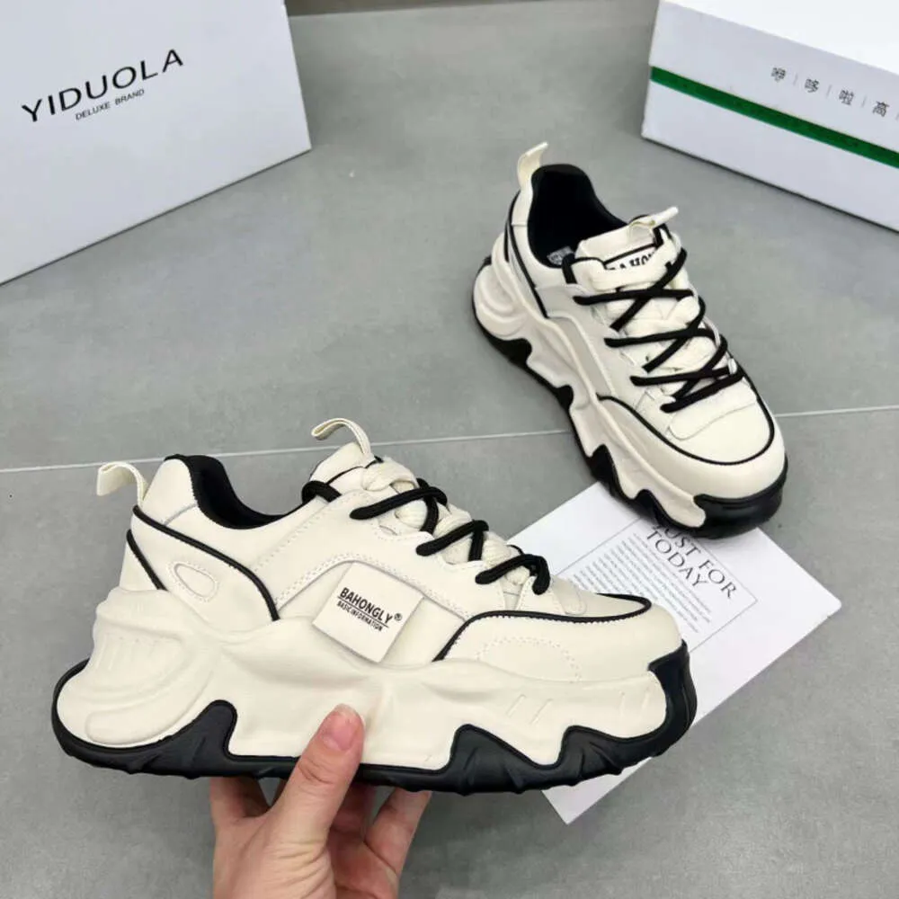 Branco plataforma sapatos esportivos búfalo casual feminino tênis vintage chunky vulcanize coreano harajuku calçados 2023 outono