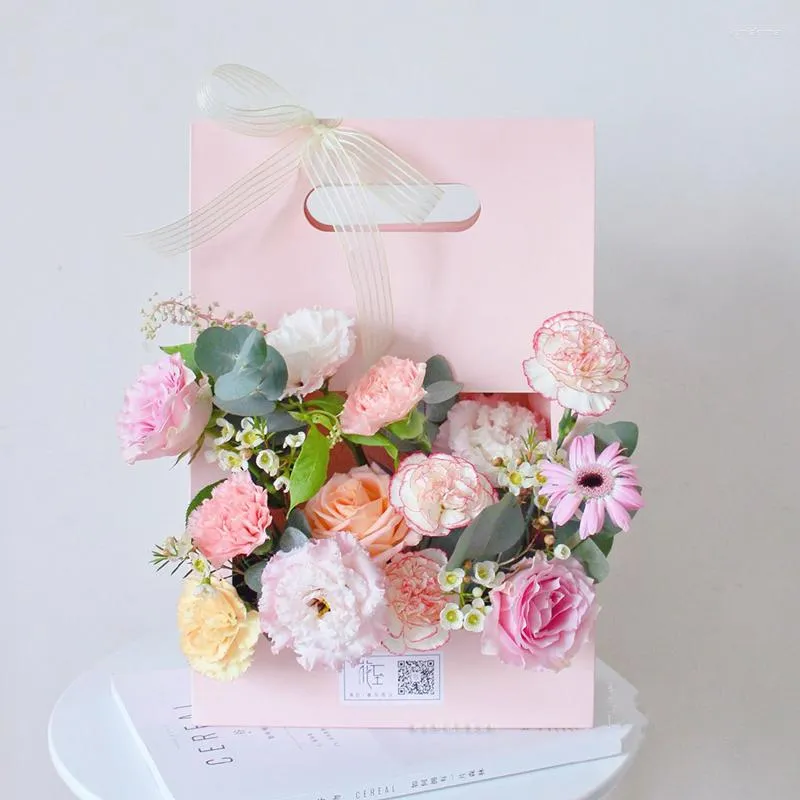 Emballage cadeau Portable Kraft Papier Emballage Fleurs Bouquet Boîtes Panier De Fleurs Arrangement Floral Évider Fenêtre Tournesol Emballage