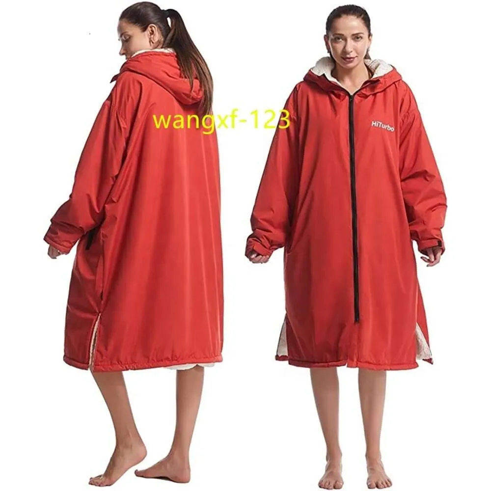 Manteau parka de bain surdimensionné avec capuche, robe de parka de bain chaude personnalisée, doublure en polaire