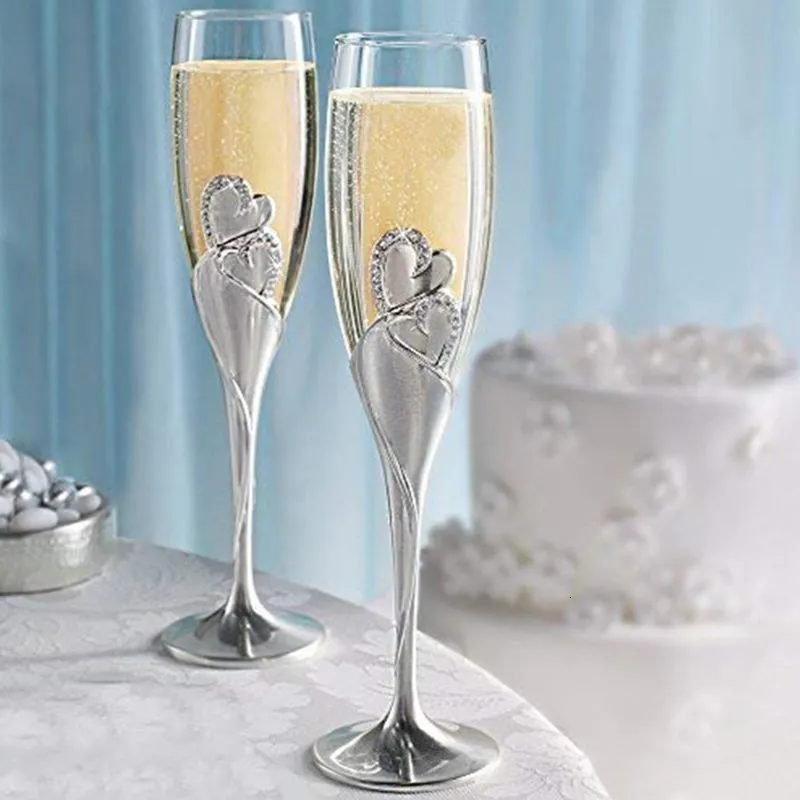 Tumblers Wedding Ving Glasses Handgjorda brud och brudgum Rostande flöjter Tillbehör Valentins dag Gift Gold Hearts 230413