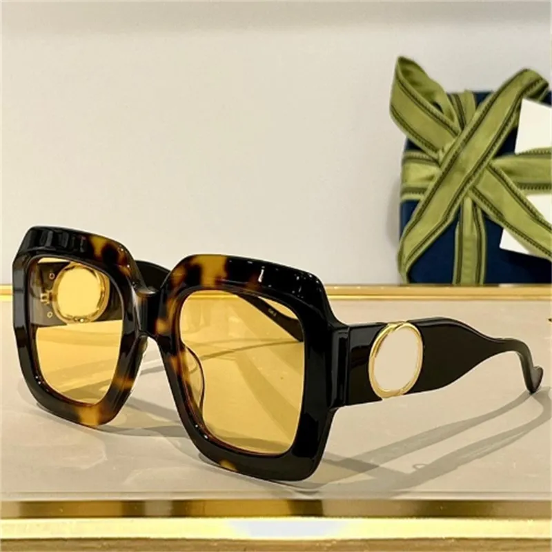 Gucci Eyewear Oversized Frame Sunglasses - Farfetch