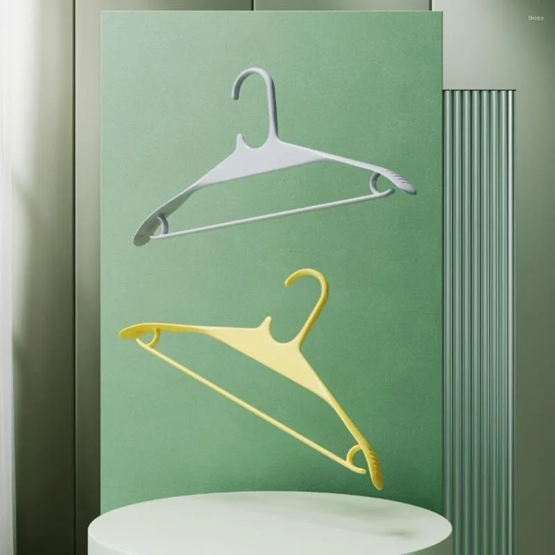 Hangers Plastic Anti-slip Volwassen kleding Rek Huiskleding Skid-Proof Non-markerende schouderbeschermingsstoffenhanger voor trui jas