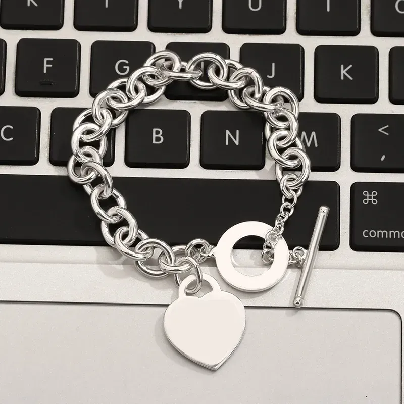 Designer 100% Sier Original Authentic Classic Key Heart Bracelet Gift Exquisite Christmas Present