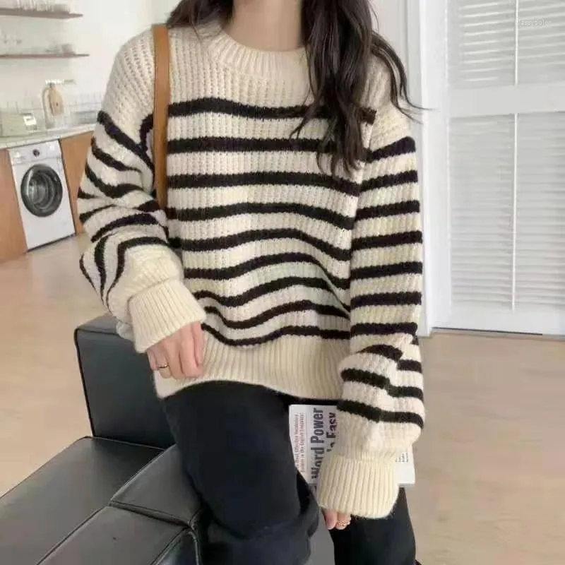 Pulls pour femmes Noir Blanc Rayé Femmes Tricoté Pull Pull Pull Femme Automne Hiver Lâche Épais Court Paresseux Style Tricot Chaud