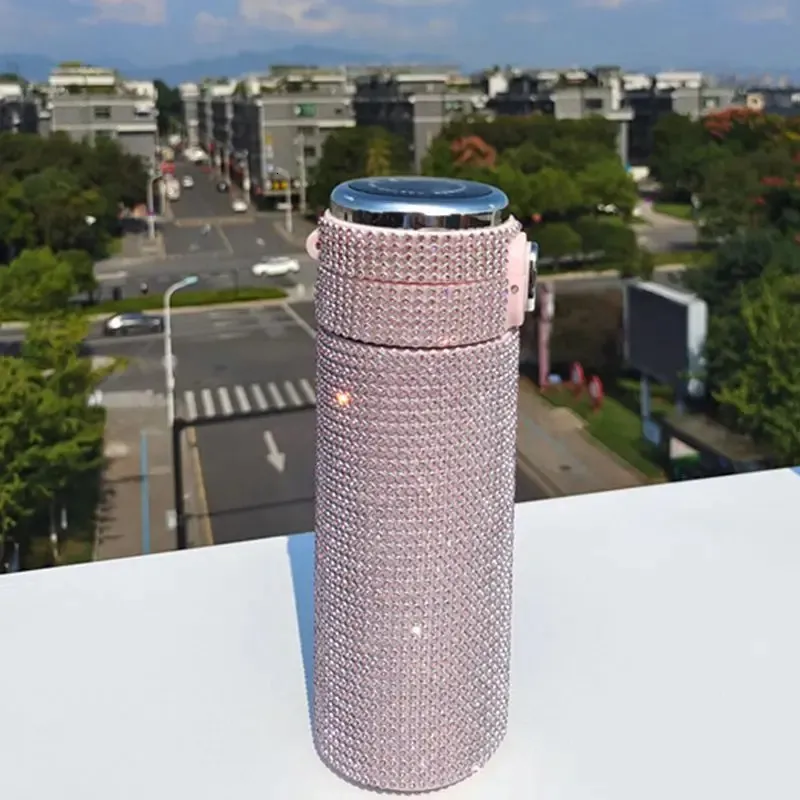 Muggar Creative Diamond Thermos Bottle Water Bottle Stainless Steel Smart Temperatur Display Vakuumkolvmugg Gift för män Kvinnor 231113