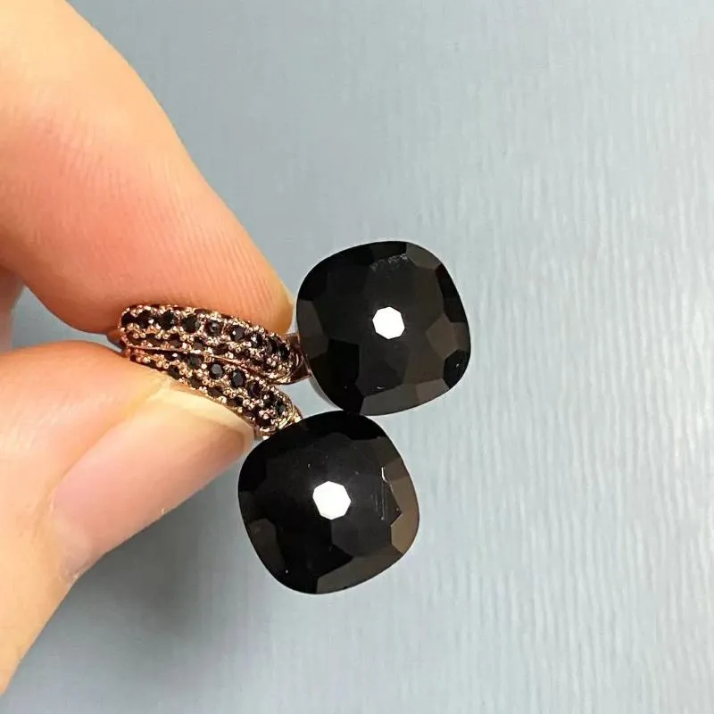 Brincos pendurados 10,6 mm clássico nudo incrustação de zircão preto com arma banhada para mulheres gota doce cristal quadrado