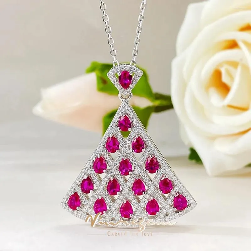 Ciondoli Vinregem Fan Ruby High Carbon Diamond Pietre preziose Collane con pendente per le donne Gioielli in argento sterling vintage 925 all'ingrosso