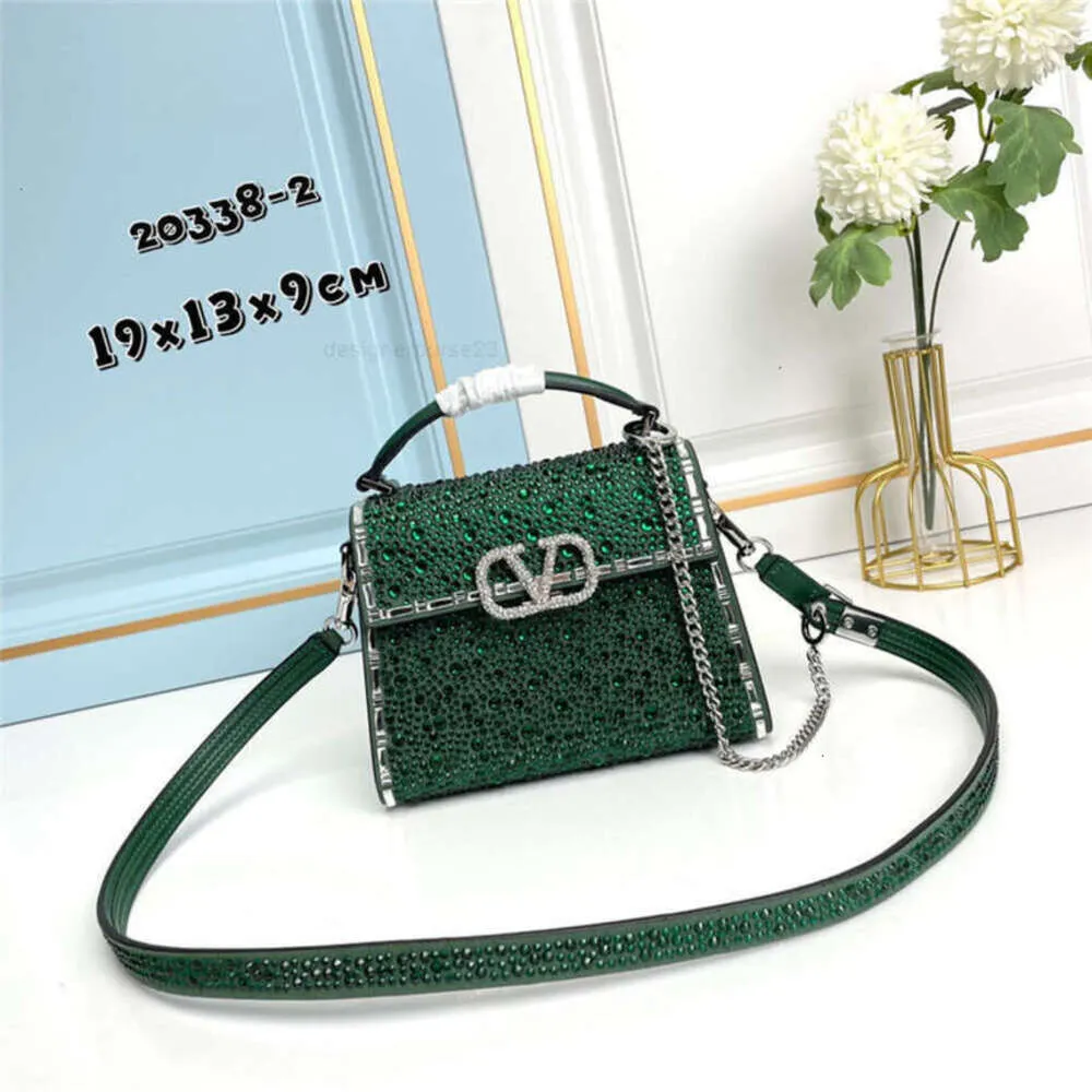 Diamond Purse V Crystal Wallet Leather Purse Designer Bag Valen Bags Bag inlaid Crystal Chain Handbag Mässing Magnetic Buckle Shoulder Bag Crossbody Z D3HB