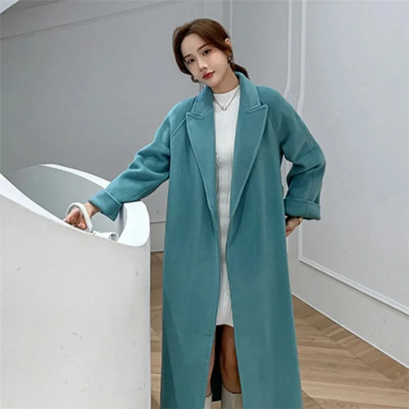 Manteau ample femme sale