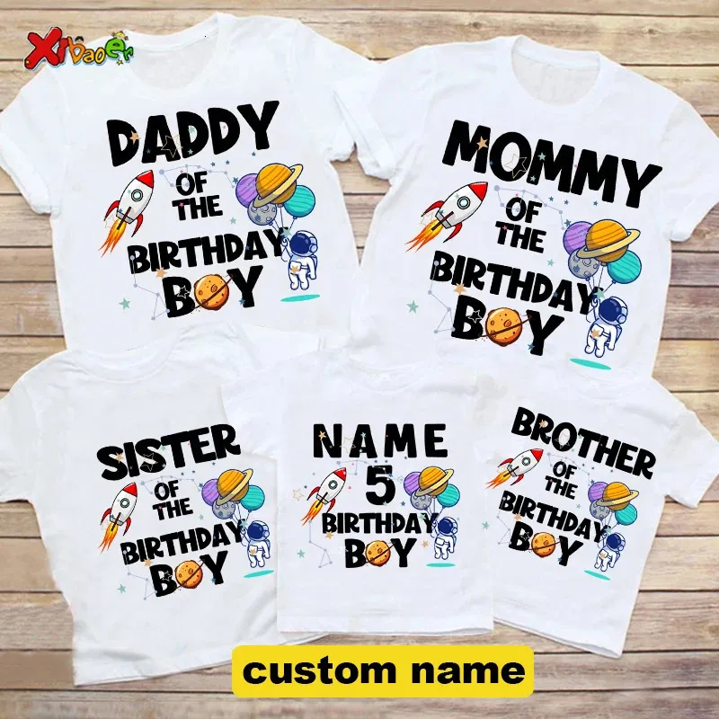 Roupas que combinam com a família Espaço Exterior Roupas que combinam com a família Camisetas para crianças Família Camisas de astronautas Nome personalizado Roupas de bebê Camisas de festa no espaço 231113