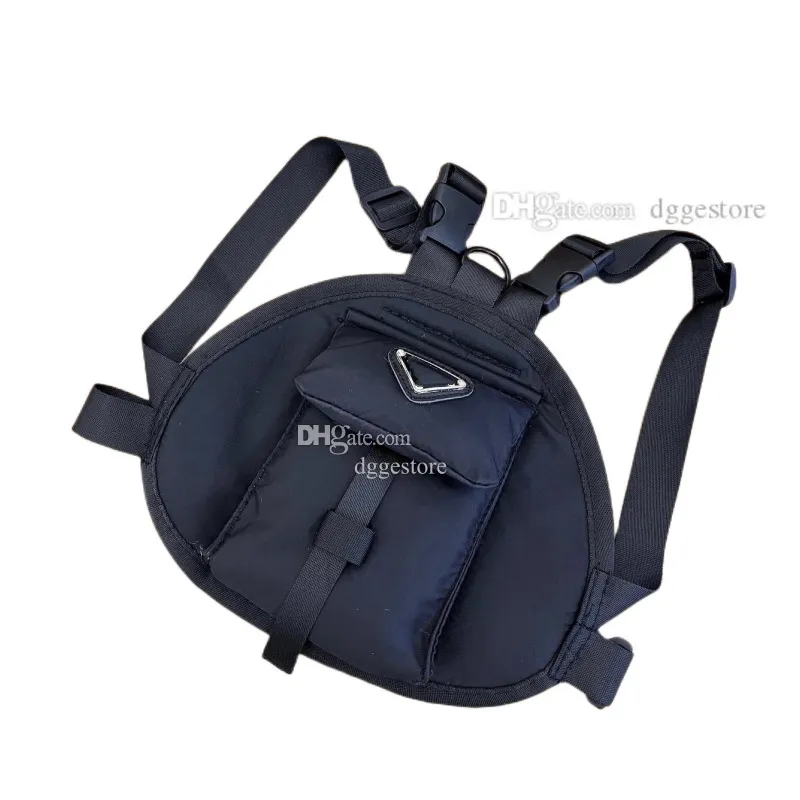 Zaino per cani di design Imbracatura con guinzaglio Borsa per snack per cani Pet Self Carrier Regolabile Escursionismo da viaggio Zaino per imbracatura da passeggio per cani di taglia piccola e media Nero S (Fit: 5-16lb) K14