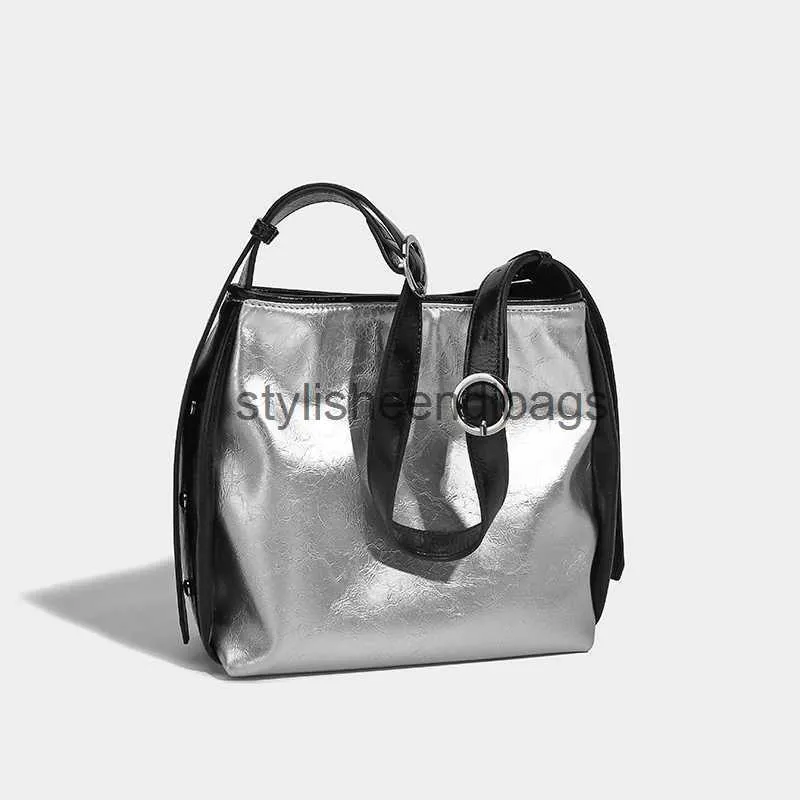 Sacs à bandouliers Pu Leater Femmes Tote décontractée et sacs Fasion Silver Sacs Quality Female Crossbody Bag PlaceSetyLeendibags