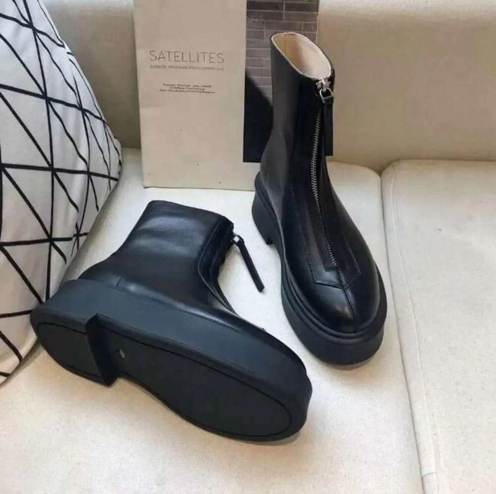 Stivaletti Chelsea alla caviglia Zeppe piatte Stivaletto grosso Stivali in pelle liscia Cerniera Slip-on Punta tonda Tacchi larghi The Row For Women Factory F portabilità