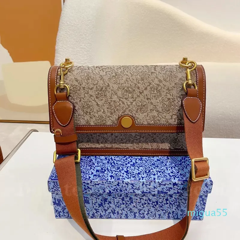 Fashion Shoulder Bag Ladies Diagonal Handbag Designer Adjustable Shoulder Strap Leather Versatile Hardware Large Capacity