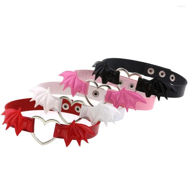 Colar Gothic Metal Heart Colar Harajuku Punk Pun Leather Bat Wing para mulheres Girls Collar Halloween Cosplay Gifts