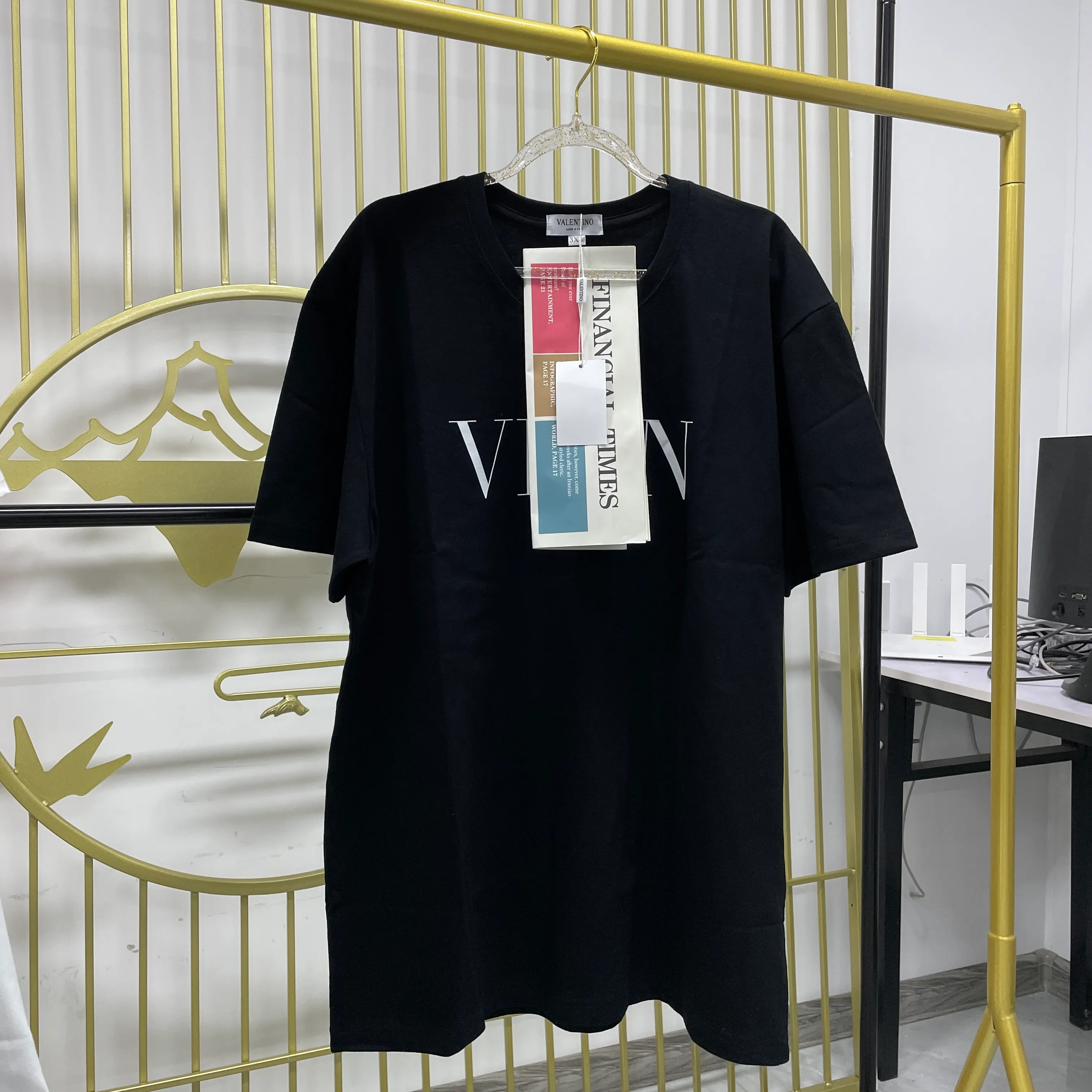 Nytt mode Lyx herrtröjor Designer 2023 Mönstertryckta T-shirts Fem färger Stil Polos T-shirt Herr Dam Kortärmad Asiatisk storlek S-4XL