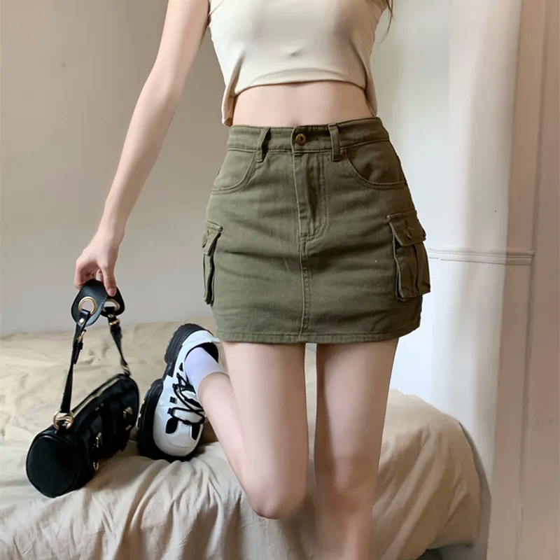 Skirts Straight Summer Women Tooling Sexy High Waist Big Pockets Cargo Mini Harajuku Y2k Clothing Streetwear Bodycorn Slim 230414