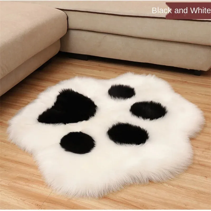 Cat Paw Bear Foot Plush Carpet Soft Animal Footprint Floor Mat for Home Sofa Table Bedroom Decor Beige