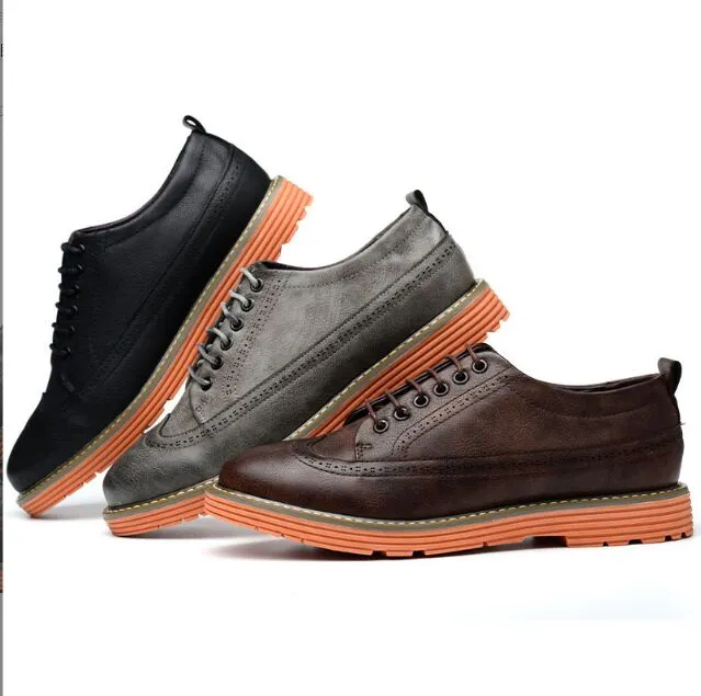 Sapatos de couro casual para sapatos de luxo italiano Oxford Dress Mens Slip On Office Fumer Fashion Fashion Botas formais 38-48
