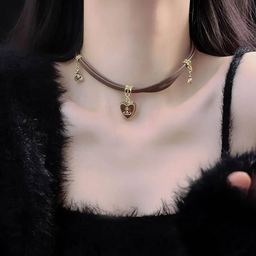 Maillard Drops Oil Saturn Love Pendant Double Layer Clavicle Chain Female Minority Light Temperament Fashion Versatile Necklace