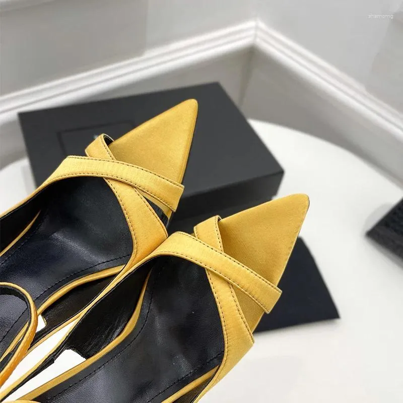 Sandaler Fashion Open Toe Ankle Strap Women Silk Heels för 2023 Gjorde överdimensionerad 43 Pump Sheepskin Sexig Party Wedding Shoes