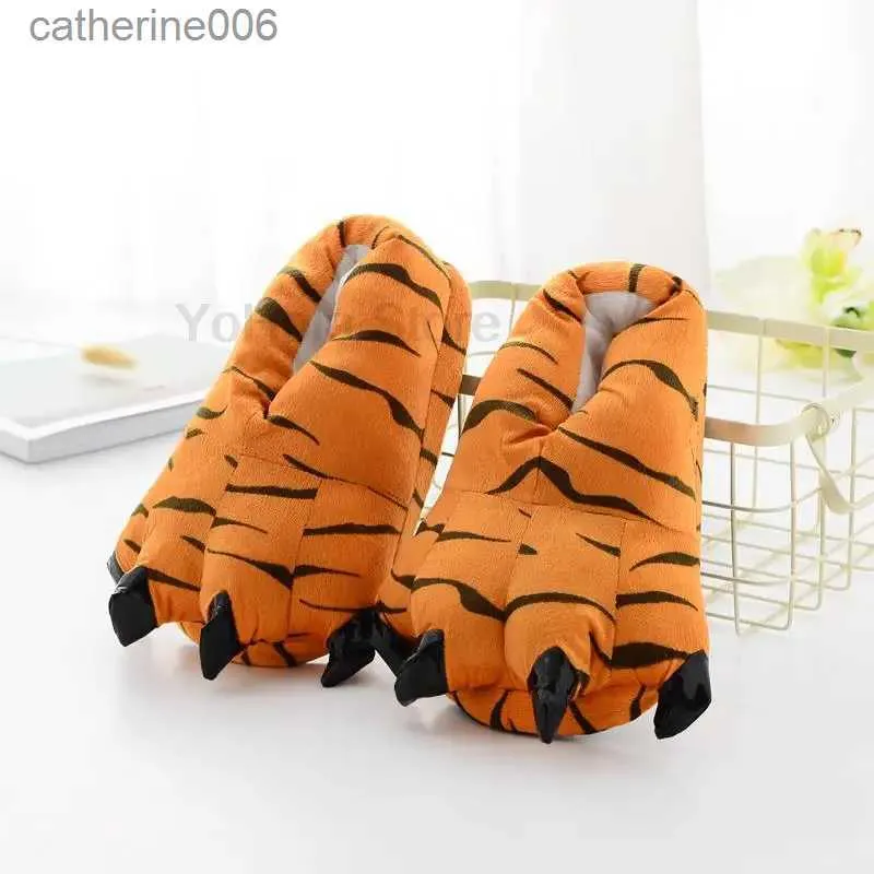 Pantoufles douces en forme de patte de tigre, pantoufles amusantes pour enfants, vêtements de maison, pantoufles de maison, chaussures en tissu de coton pour garçons, chaussures chaudes d'hiver L231114