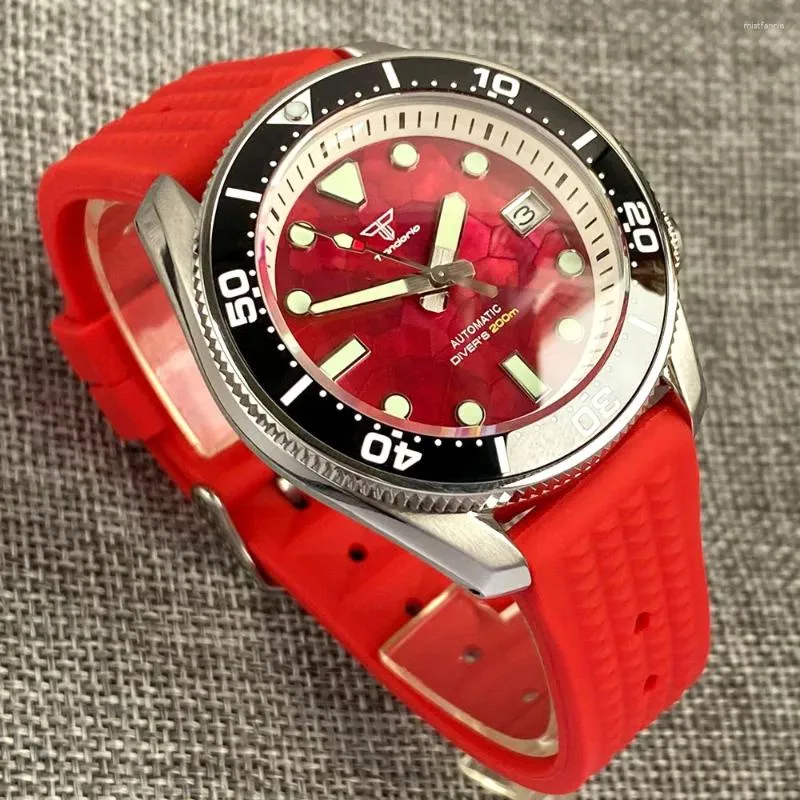 Montres-bracelets 200M résistant à l'eau de luxe Tandorio 42.5mm SBDX001 MM300 cadran rouge Lume Index Sapphire Diver NH35 montre mécanique pour hommes