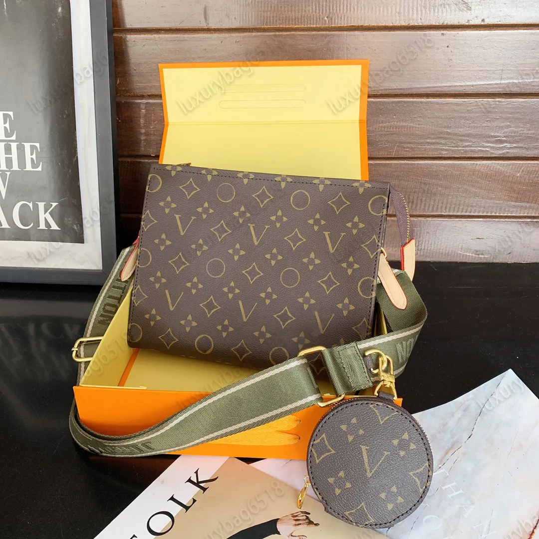 حقيبة الأزياء الفاخرة مصممة للأزياء مصممة للأزياء ، حقيبة كتف من الجلد ، حقيبة علامات تجارية عادية عالية الجودة ، مصمم امرأة ، حقيبة حمل M67692