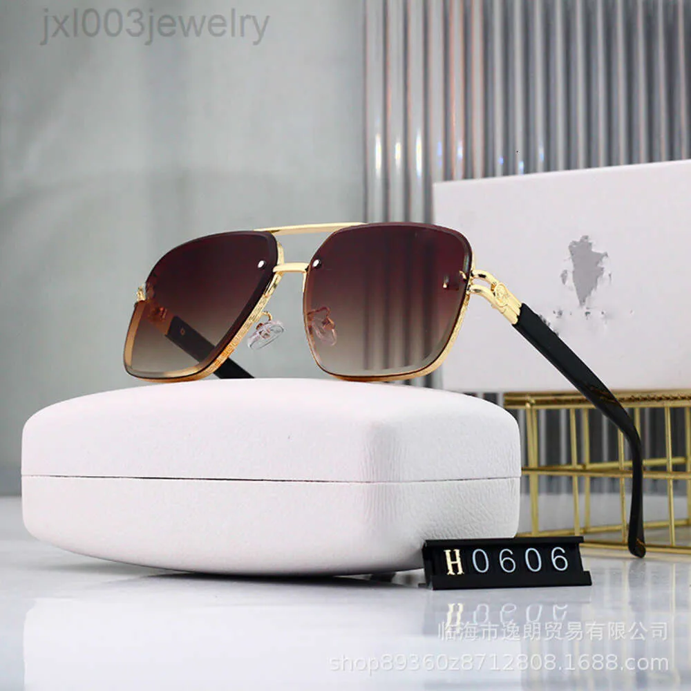 Versace Frameless Rimless Sunglasses with UV380 Protection  display picture 3