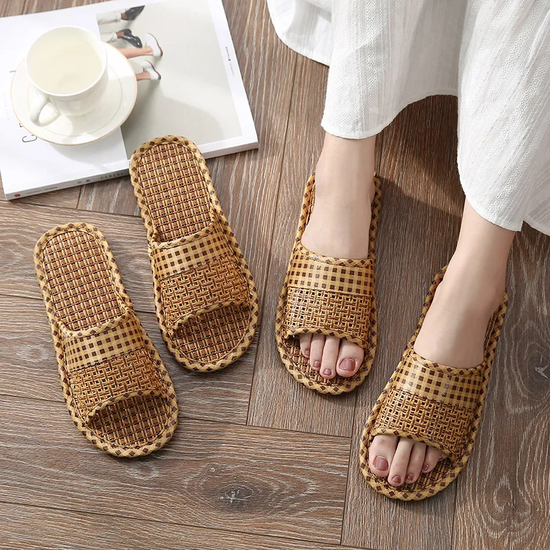 GAI Summer Lovers Crochet Bathroom Slippers Flat Anti-slip Fashion Brand Beach Shoes Women Home Indoor Slides Men Sandals Cane 230414 GAI