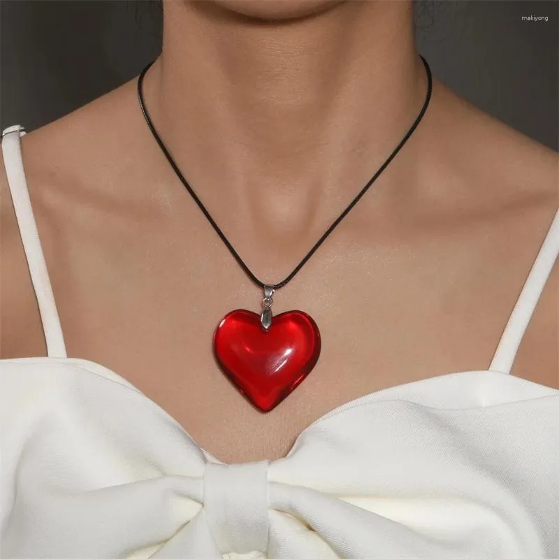 Chaînes 17km Mode Rouge Coeur Pendentif Colliers Pour Femmes Filles Réglable Ras Du Cou Clavicule Chaîne Bijoux Accessoires À La Mode Cadeaux De Fête