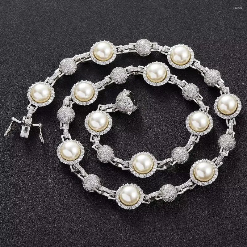 Catene Collana girocollo con perline di conchiglia da donna con gioielli di perle vintage Hip Hop con micro pavé di zirconi cubici ghiacciati