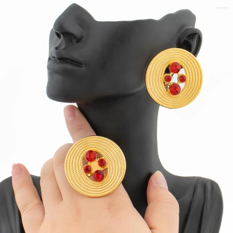 Set di orecchini per collana placcati in oro nigeriano e gioielli ad anello per le donne Accessorio per gioielli con clip in pietra colorata africana