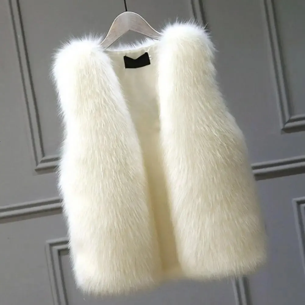 Women's Vests Winter Female Fox Fur Vest Coat Winter Warm White Black Gray Fur Vest Jacket Large Size 2XL Sleeveless Coat 231114