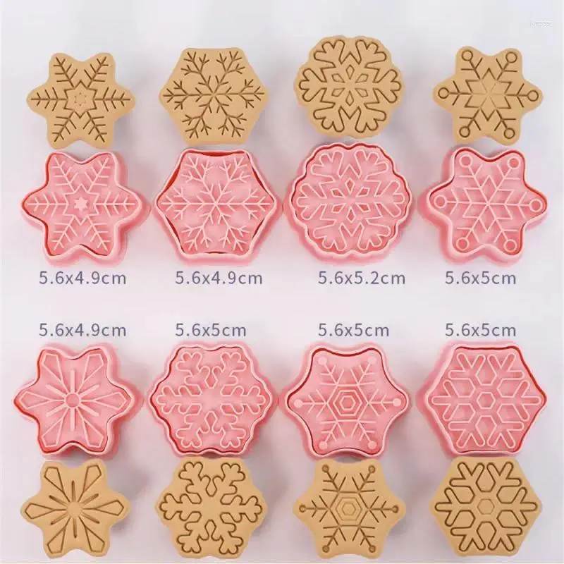 Set di stampi da forno Strumenti per decorare torte Stampo per biscotti natalizi in cartone animato Formine per biscotti in plastica