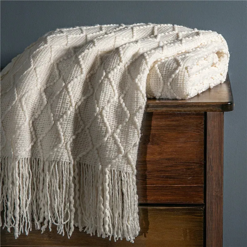 Couvertures Couverture à carreaux en tricot nordique couverture de bohême Super douce pour lit housse de canapé couvre-lit Plaid sur les couvertures de décoration de canapé avec gland 231113