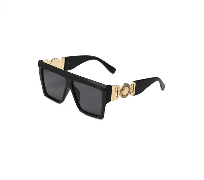 Senaste Italien Luxury Brand Designer inspirerade Gafas de Sol Para Mujer UV400 Kvinnor Överdimensionerade fyrkantiga Flat Top -solglasögon