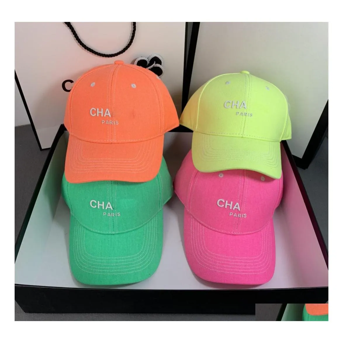 Casquettes de balle Designer Casquette Candy Fluorescent Coton Baseball Couple Mode Lettre Street Shooting Cap Drop Livraison Accessoires H Dhhio