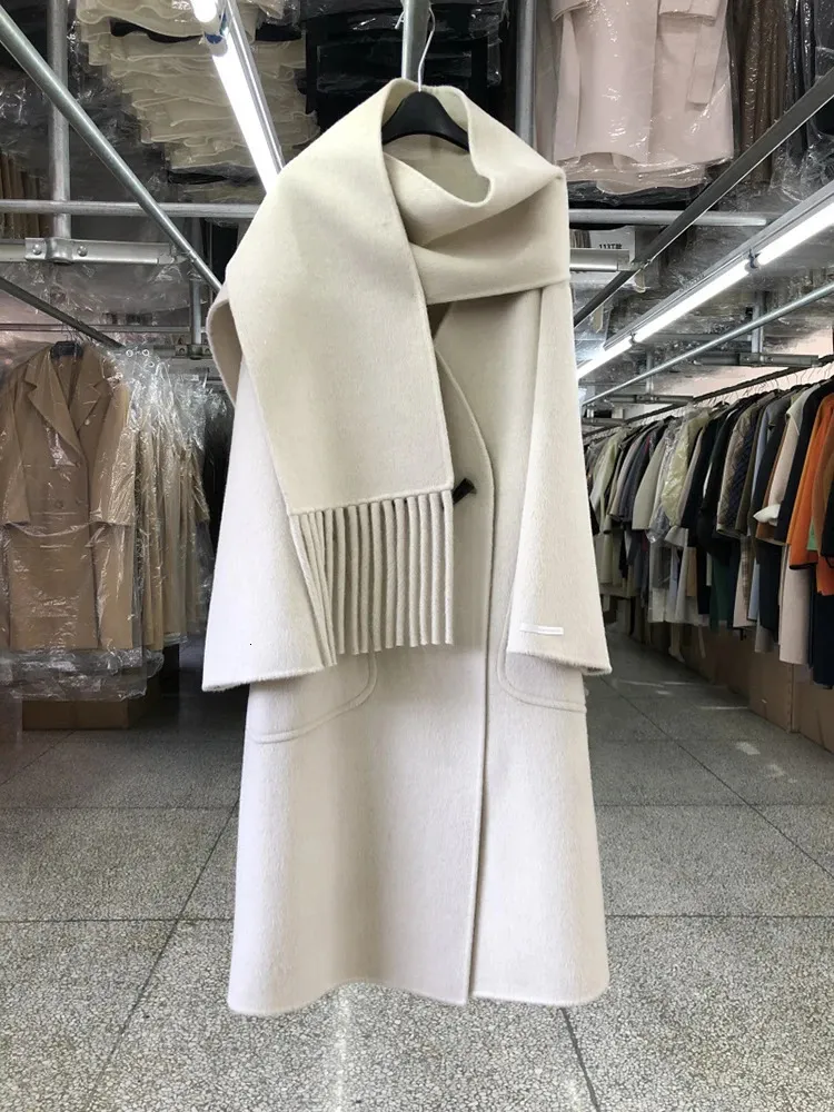Misto lana da donna Elegante grande sciarpa Colletto con bottoni in corno Cappotto di lana Donna Allentata Moda coreana Giacca lunga invernale 231114