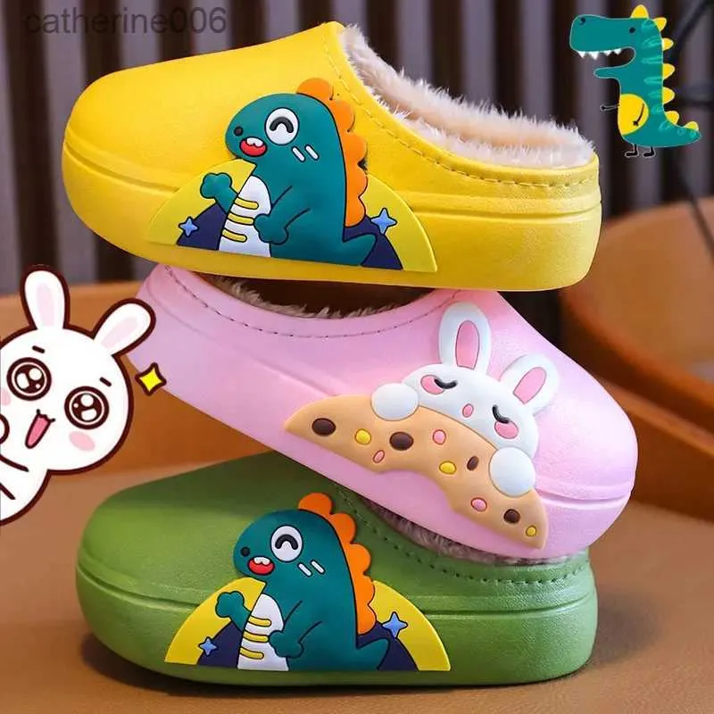 Slipper Kinder warme Baumwolle Hausschuhe Winter PU Cartoon Kinder Hausschuhe Mädchen Baby Eltern-Kind-Schuhe Zuhause drinnen Schuhe Junge Schlafzimmer ShoeL231114