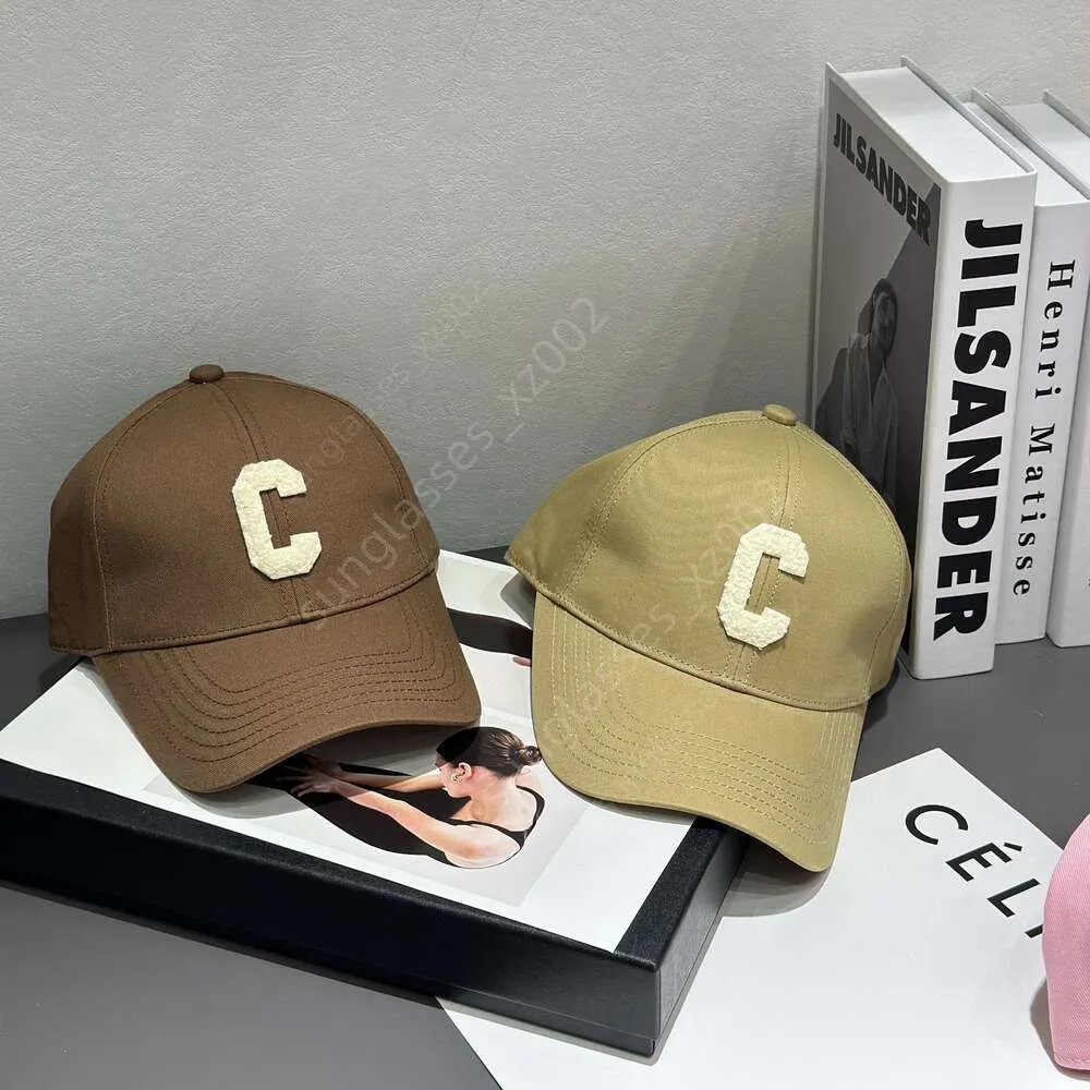 Celiene CEL Beanie Chapeau de qualité supérieure Chapeau de luxe de créateur Lettre brodée Chapeau de baseball dur Chapeau de langue à bord incurvé polyvalent pour femmes Protection solaire pour hommes