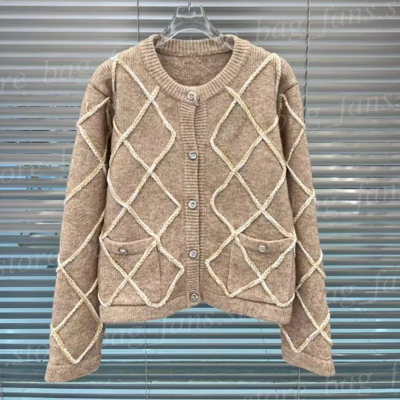 Designer Cardigan med Button Women Fashion Sticke Sweaters Winter Warm Outwear Vintage Style Grey Christmas Gifts 33 25462