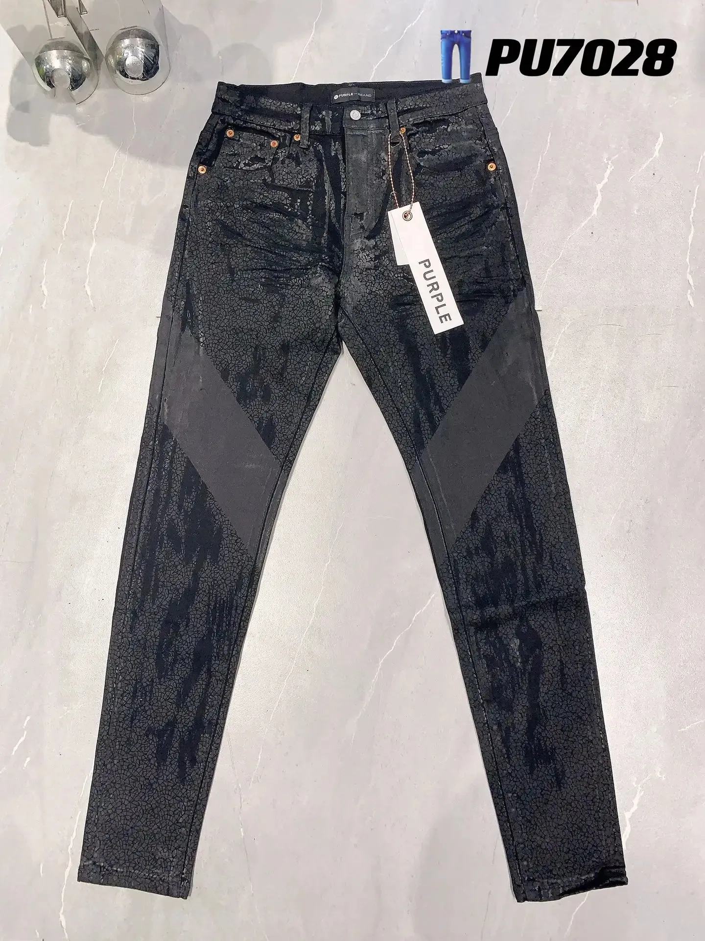 Mäns jeans lyxiga designer lila märke mager jeans lämpliga för män nödställda ultratunna svart tvättade high street rivna denim byxor byxor storlek 40 231114