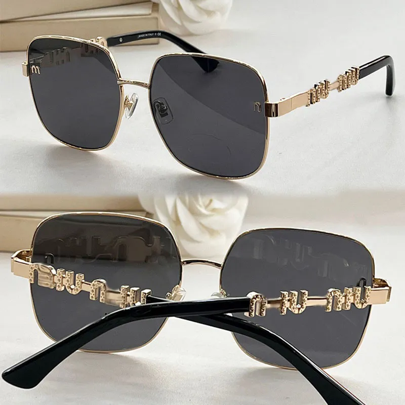 Modieuze dames designer zonnebrillen van hoge kwaliteit heren SMU028 vierkant metalen frame spiegelpoot letterlink vrijetijdsvakantie vakantie aan zee brillen met originele doos