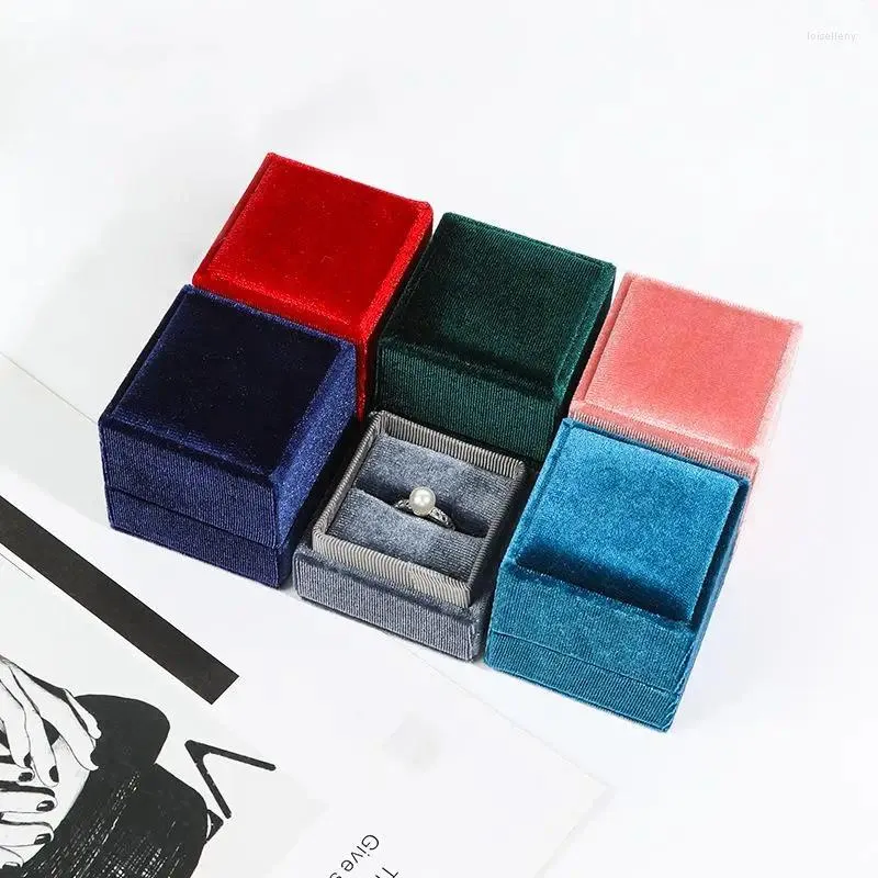 Bolsas de jóias Jiayiqi Square Ring Box Titular Organizador Anéis Brincos Armazenamento Portador para Cerimônia Meninas Propostas