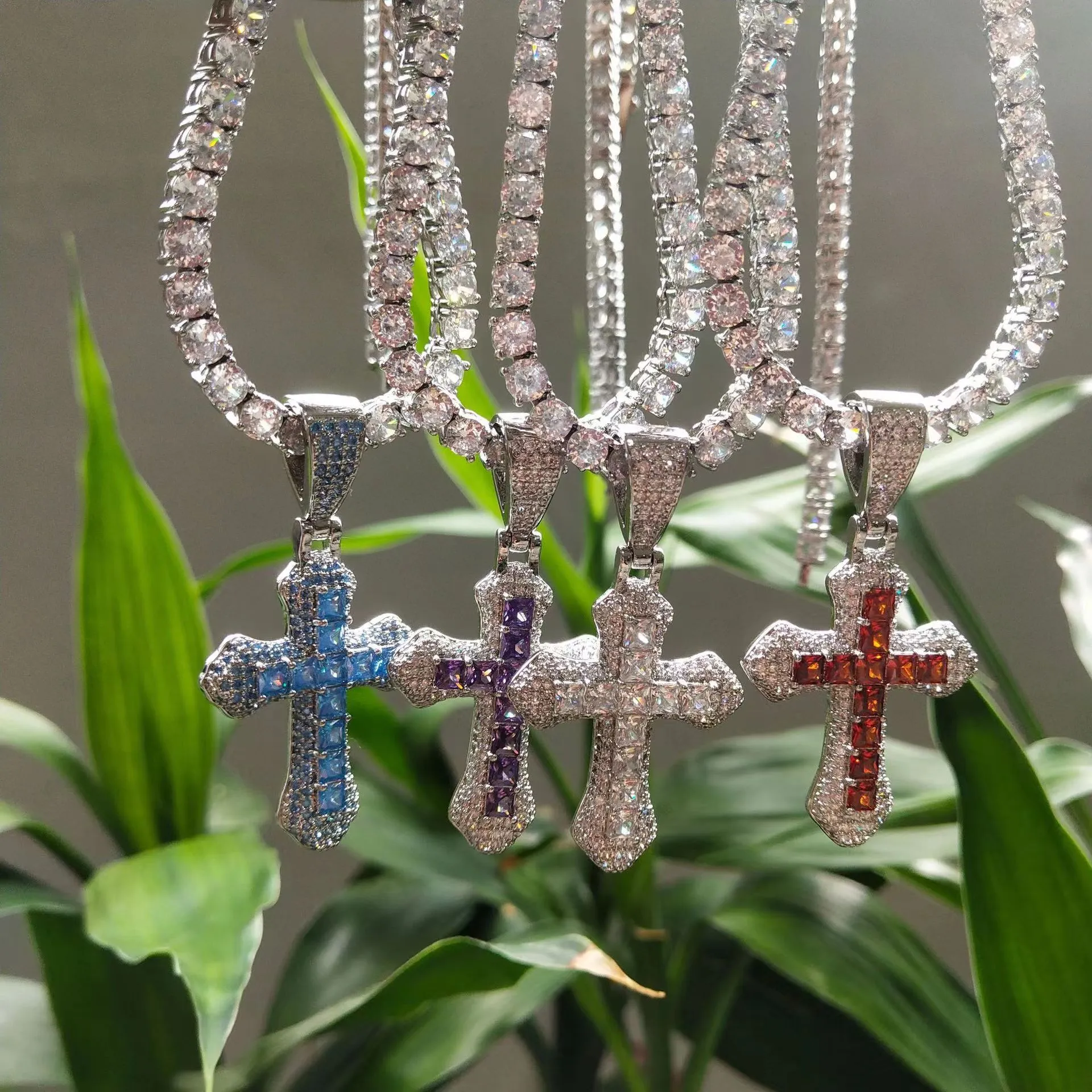 Crucifix Cross Pendant Necklace In Rhodium Plated Sterling Silver, Sma