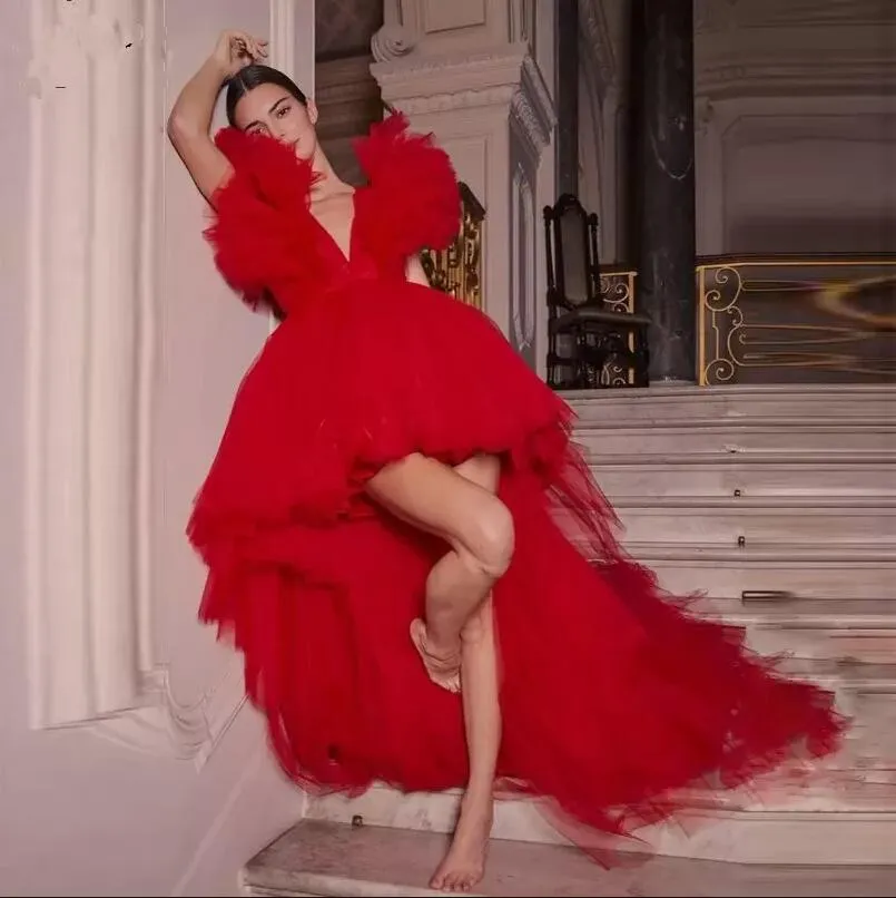 Kobiety czerwone sukienki o niskiej niskiej zawartości balów falisty tiul v szyja wieczorowa sukienka koktajlowa Dziewczyny urodziny formalne suknie