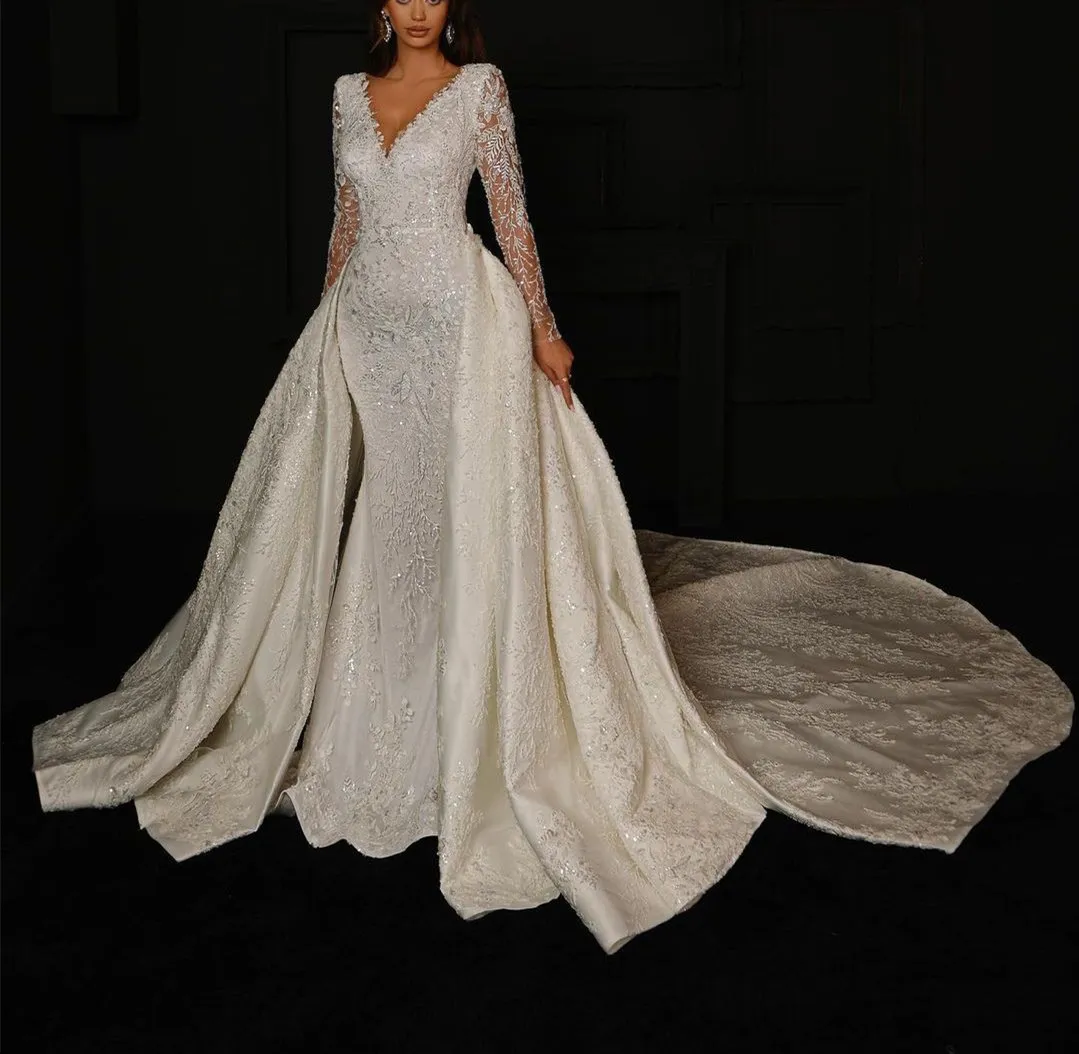 V Neck Plus Size Mermaid Fitted Lace Long Sleeves Wedding Dresses